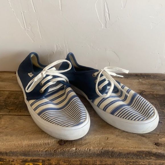 Vintage Vans authentic woman’s 6 - Picture 1 of 3